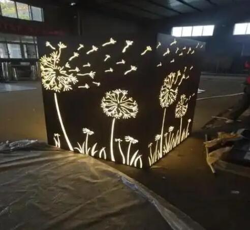 翔安耐候钢灯箱